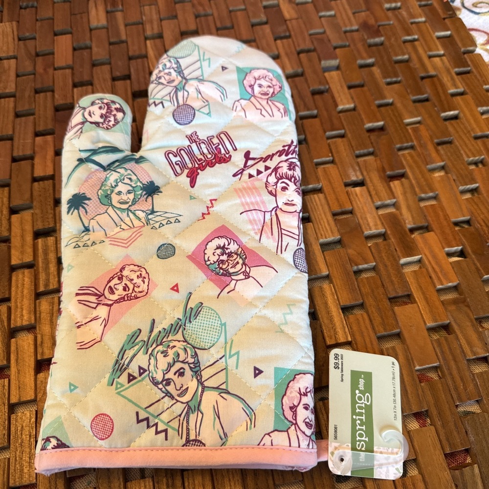 The Golden Girls Retro Oven Mitt New W/ Tag